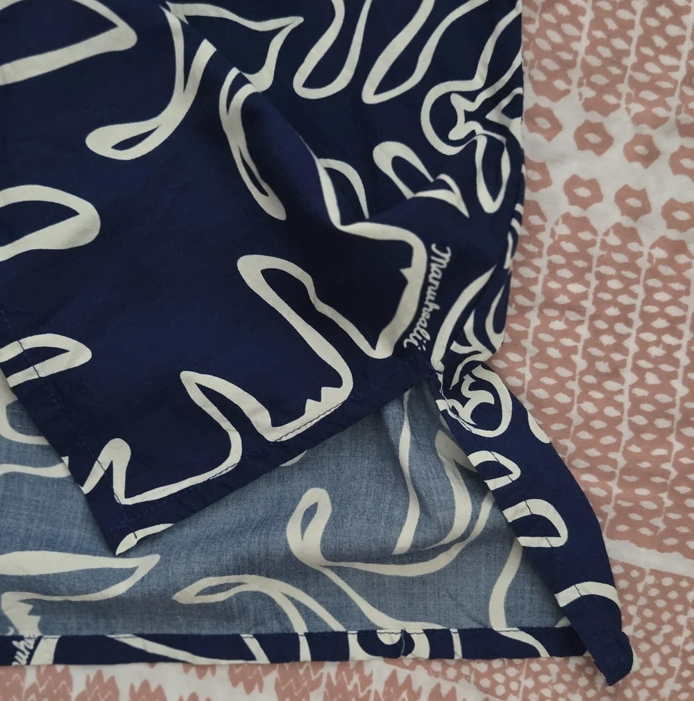 Manuheali'i Top - Picture 7 of 8